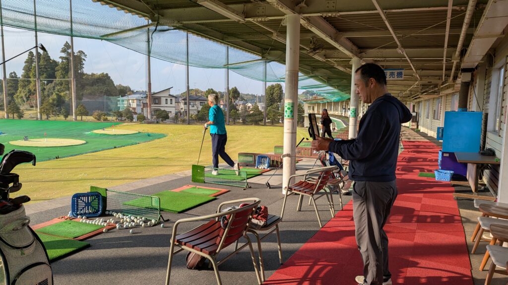ゴルフスクール練習風景